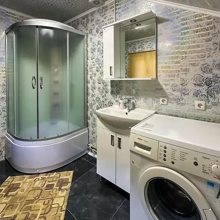 Апартаменты Emili House *