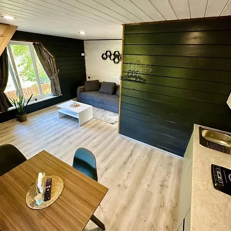 Emili House