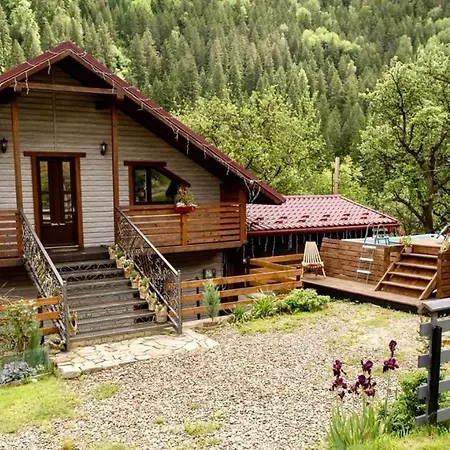 Emili House