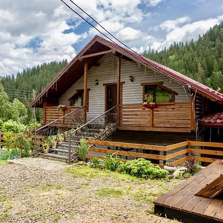 Апартаменты Emili House *