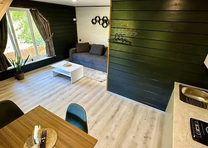 Emili House